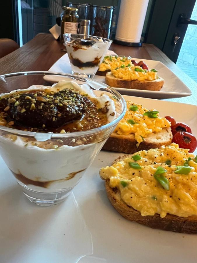 ティラナ Condesa Bed & Breakfast エクステリア 写真